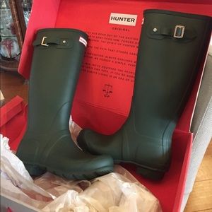 Hunter Tall Boots NIB Rain Rubber Green size 7M